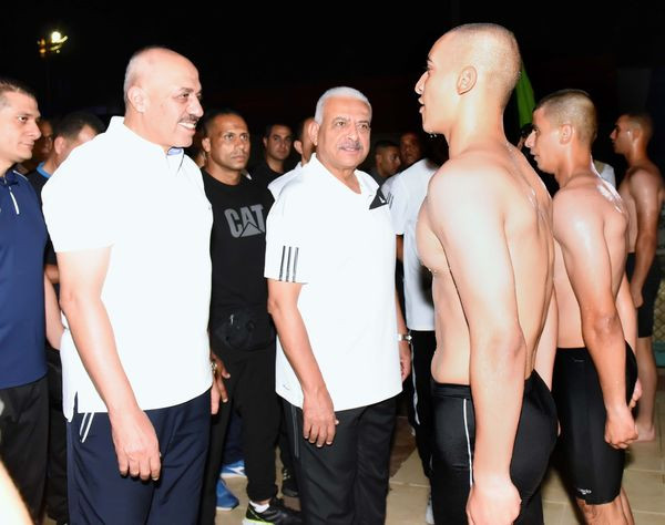 وزير الدفاع يتفقد مراحل التدريب والتأهيل البدني .. بالأكاديمية العسكريةالمصرية