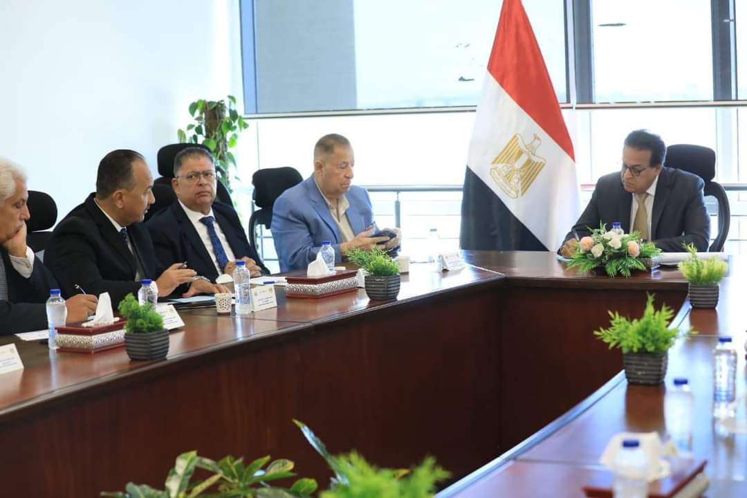 عبدالغفار: الدولة حريصة على جذب الاستثمارات في القطاع الصحى وتذليل أى تحديات تواجه المستثمرين