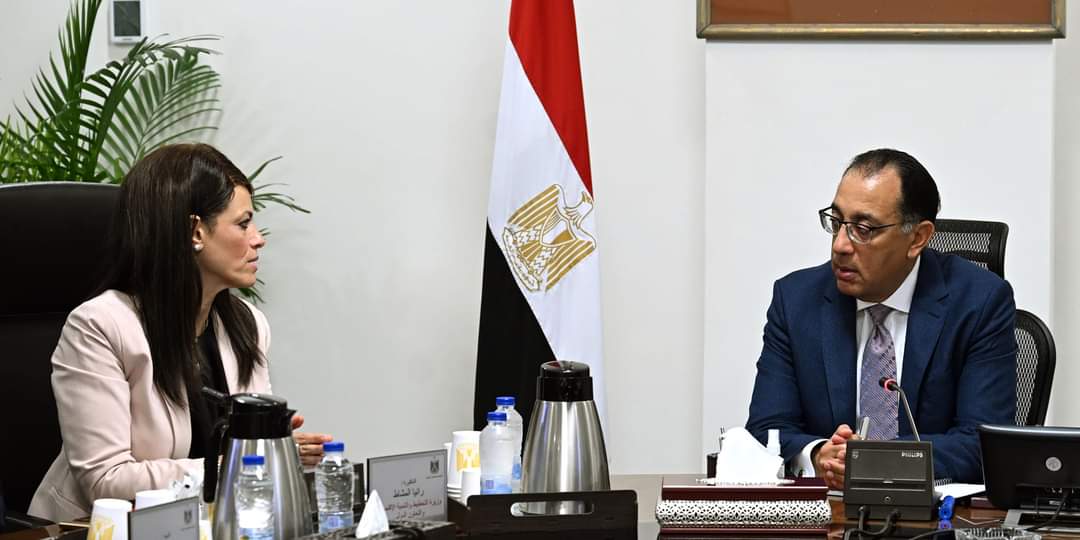 رئيس الوزراء يتابع الموقف التنفيذى لمشروعات المبادرة الرئاسية "حياة كريمة"