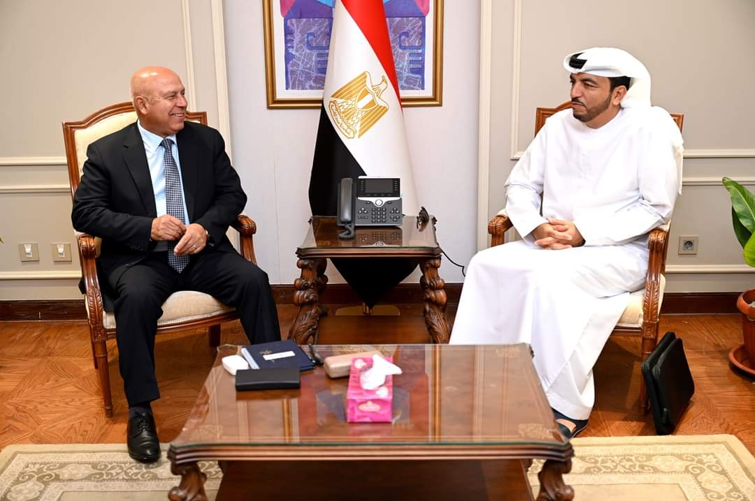 الوزير يبحث آخر مستجدات إقامة المنطقة الصناعية الإماراتية