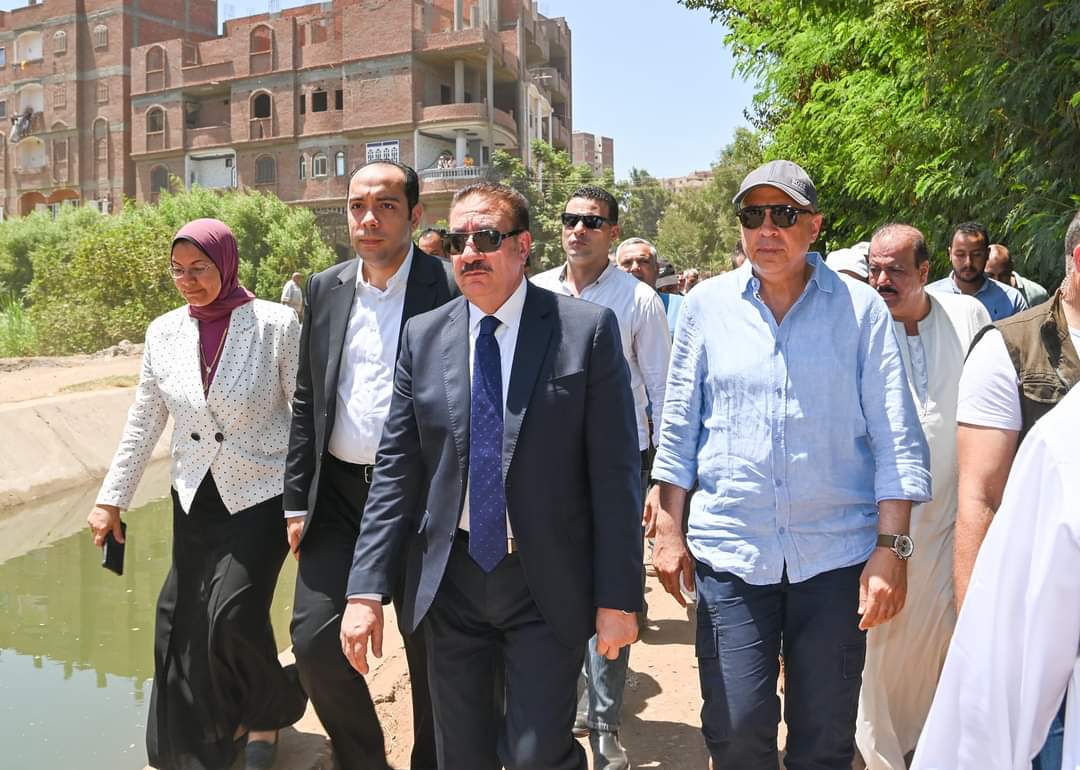 وزير الرى تفقد ترعة المنحر بالمنوفية..واستمع لشكاوى المواطنين