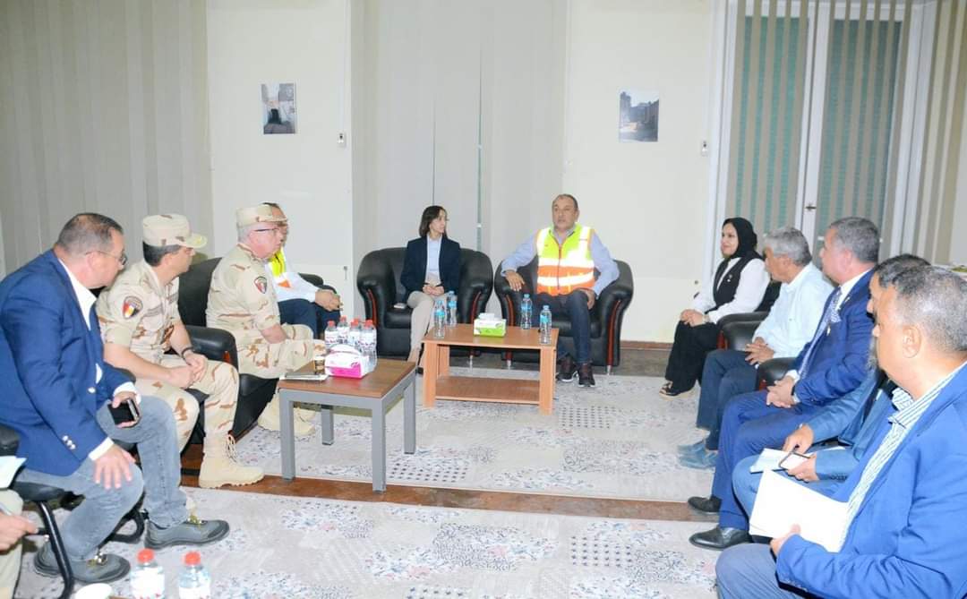 وزير قطاع الأعمال يلتقي محافظ البحيرة ونواب البرلمان بشركة مصر للغزل والنسيج وصباغى البيضا بكفر الدوار 