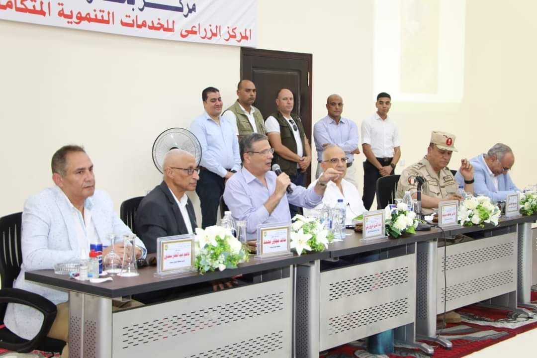 وزير الزراعة : 500 ألف شتلة زيتون وعيادة بيطرية متنقلة..هدية لأهالى سيناء 