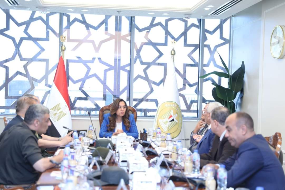 منال عوض :  تسريع اجراءات التصالح فى مخالفات البناء و تذليل أي مشكلات أو معوقات وتقديم كل التيسيرات للمواطنين