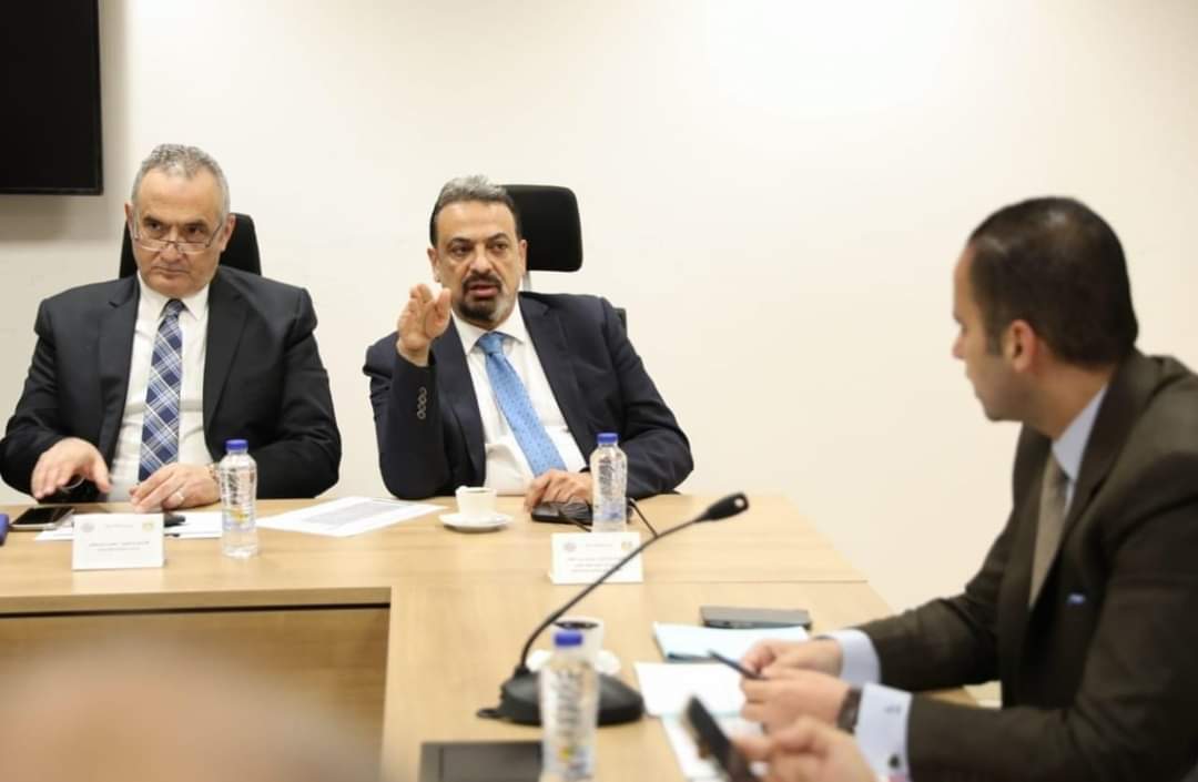 نائب وزير الصحة يبحث مع القيادات حوكمة منظومة الرعايات والحضانات