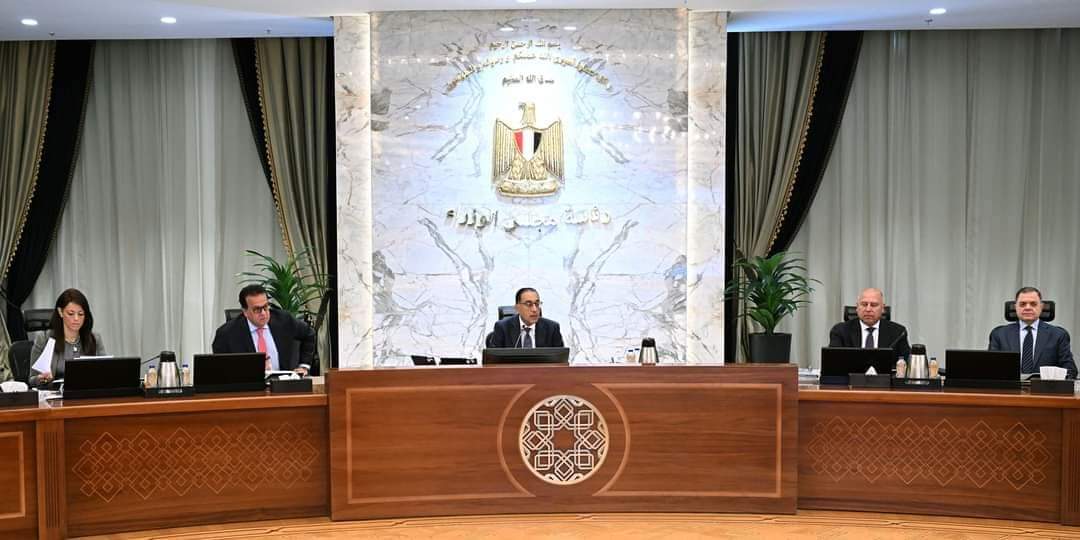 الحكومة توافق على مد إيقاف العمل بقانون ضريبة الأطيان