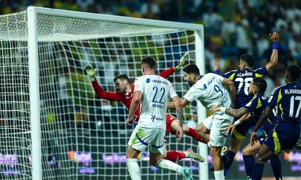 الهلال بطلا لكأس السوبر السعودى بفوزه الكبير على النصر 4-1
