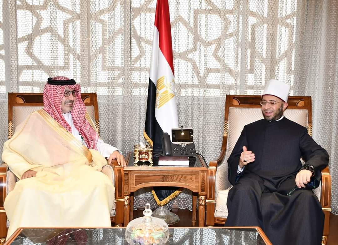 وزير الأوقاف يشيد بعمق العلاقات الأخوية بين الشعبين المصرى والسعودى 