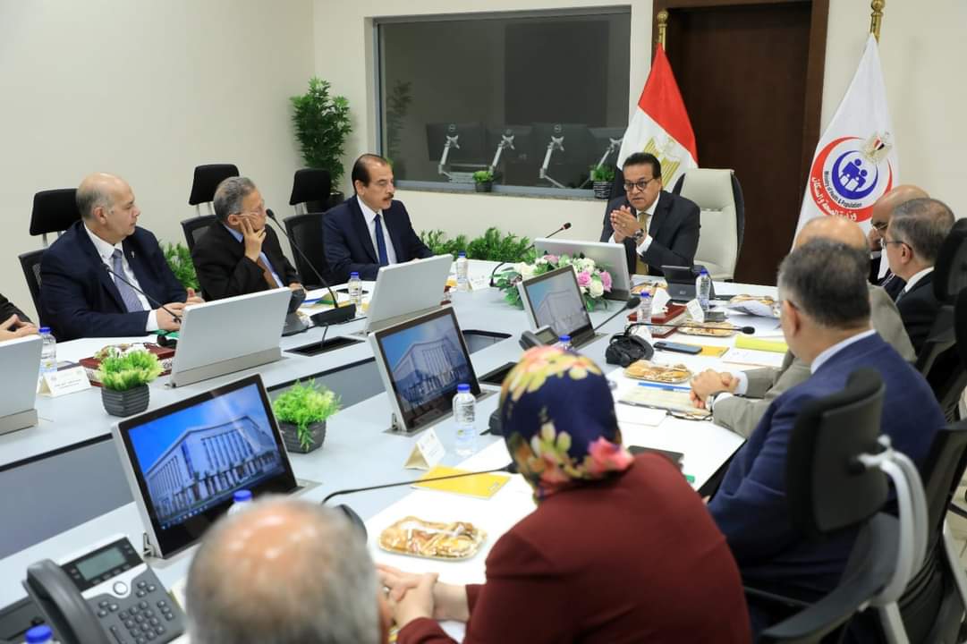 وزير الصحة : خطة شاملة للتوسع فى منشآت التأمين الصحى للتيسير على المنتفعين