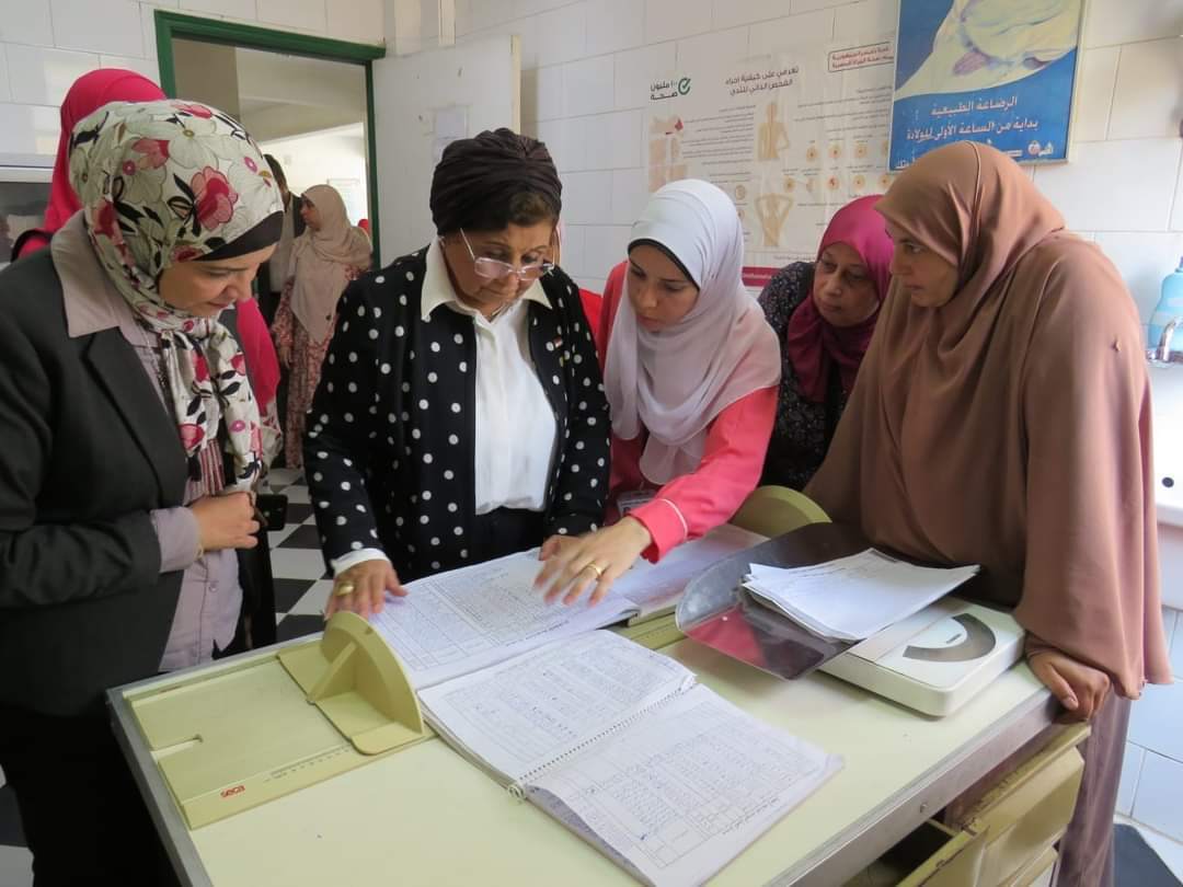 نائب وزير الصحة تتفقد وحدة صحة شرق النيل ببنى سويف