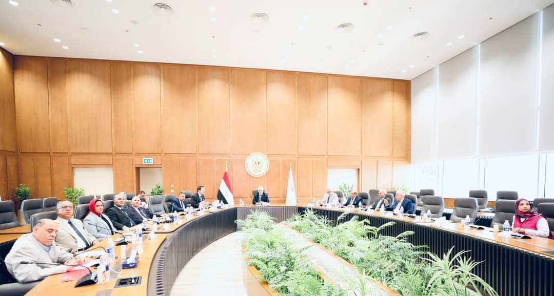 إطلاق مبادرتي "اتعلم بصحة" و"100 يوم رياضة" ا