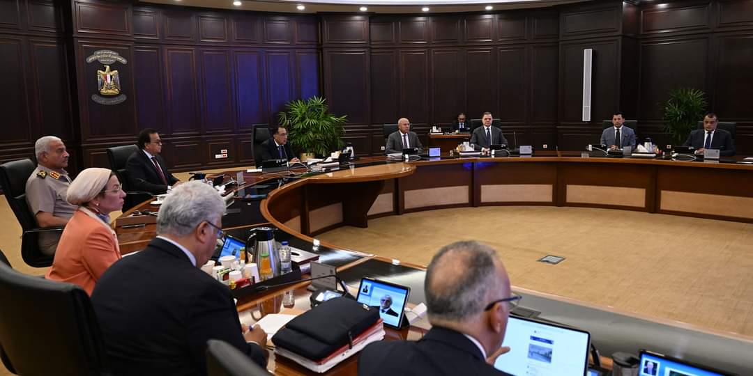 رئيس الوزراء: استكمال إعداد البرامج التفصيلية للحكومة المعروض على البرلمان 