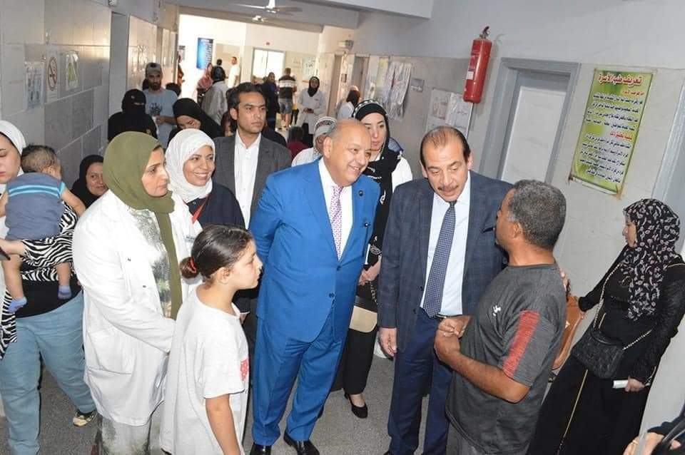 نائب وزير الصحة يتفقد مركز طبى التجمع الأول بالقاهرة الجديدة
