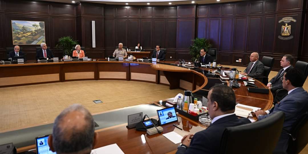وزير الصحة : ارتفاع درجة الحرارة والصداع والوهن وتورم الغدد الليمفاوية والطفح الجلدى وآلام العضلات والحكة.. أعراض جدرى القرود