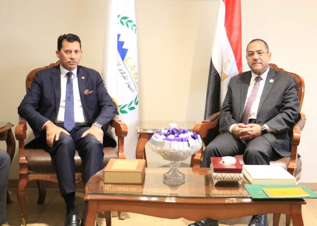 وزير الشباب : تأثيث صالة للياقة البدنية بالجهاز المركزى للتنظيم والإدارة بالعاصمة الإدارية الجديدة