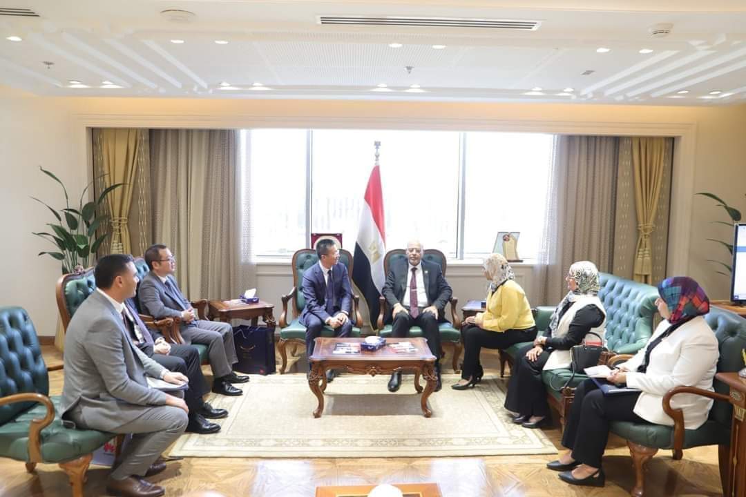 جبران.. لوفد هواوى :حريصون على التعاون مع شركاء التنمية.. وتشجيع الاستثمار..وتوفير فرص عمل