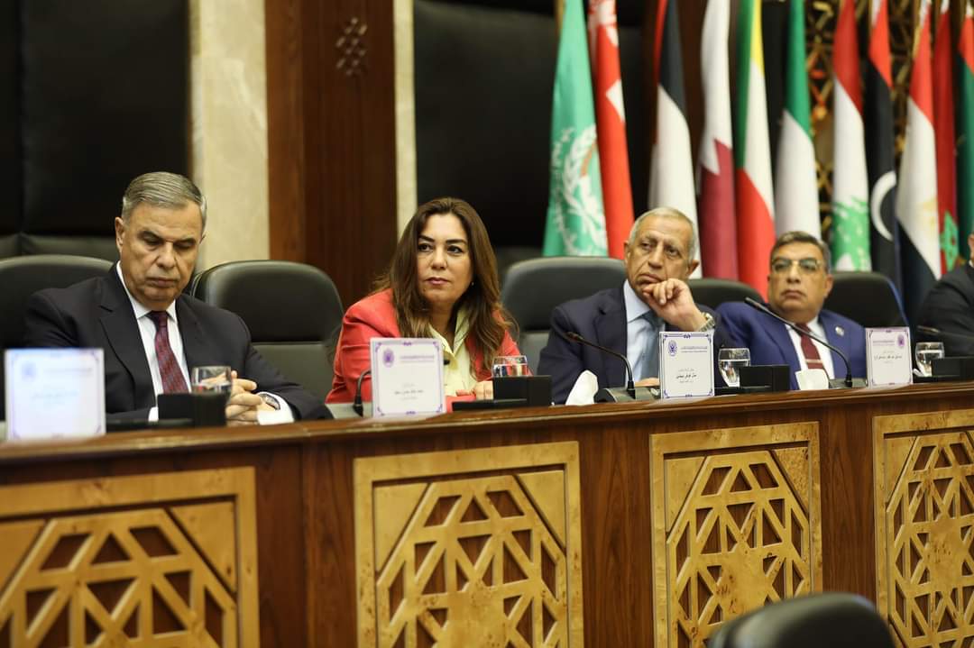 منال عوض : 25 مليار جنيه استثمارات في مشروعات منظومة المخلفات الصلبة وتحسين البيئة بالمحافظات 