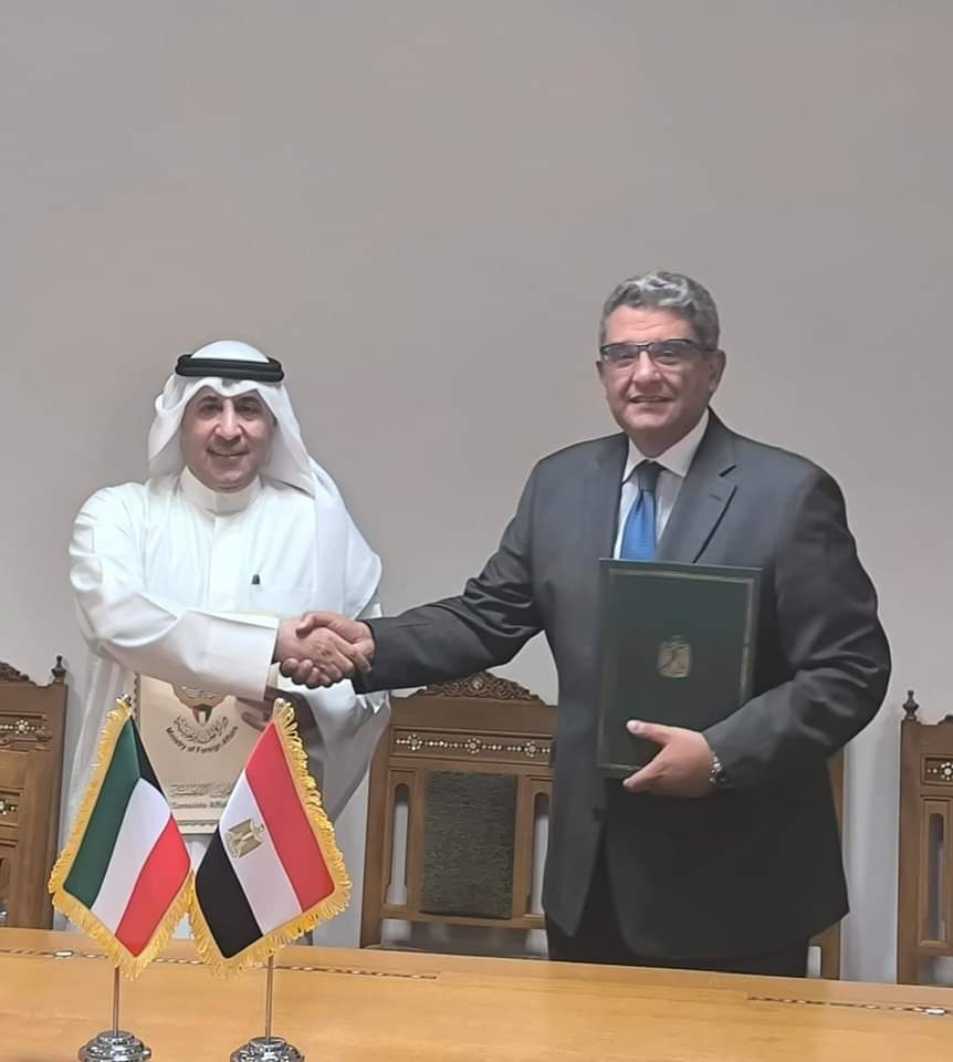 اللجنة العمالية المشتركة المصرية الكويتية تناقش أوضاع العمالة