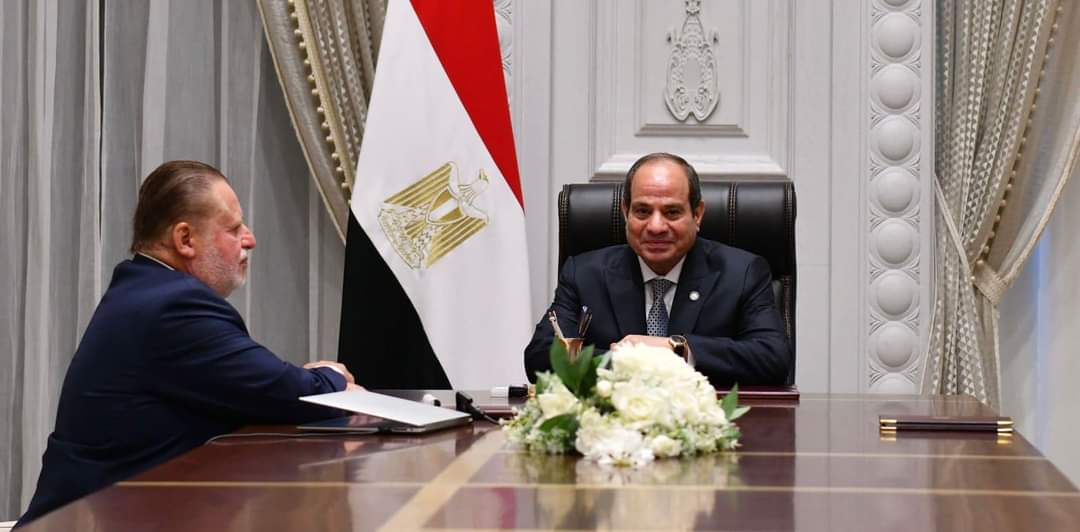 الرئيس يلتقى محافظ البنك المركزى.. ويوجه باستمرار توفير مستلزمات الإنتاج الضرورية للقطاعات ذات الأولوية