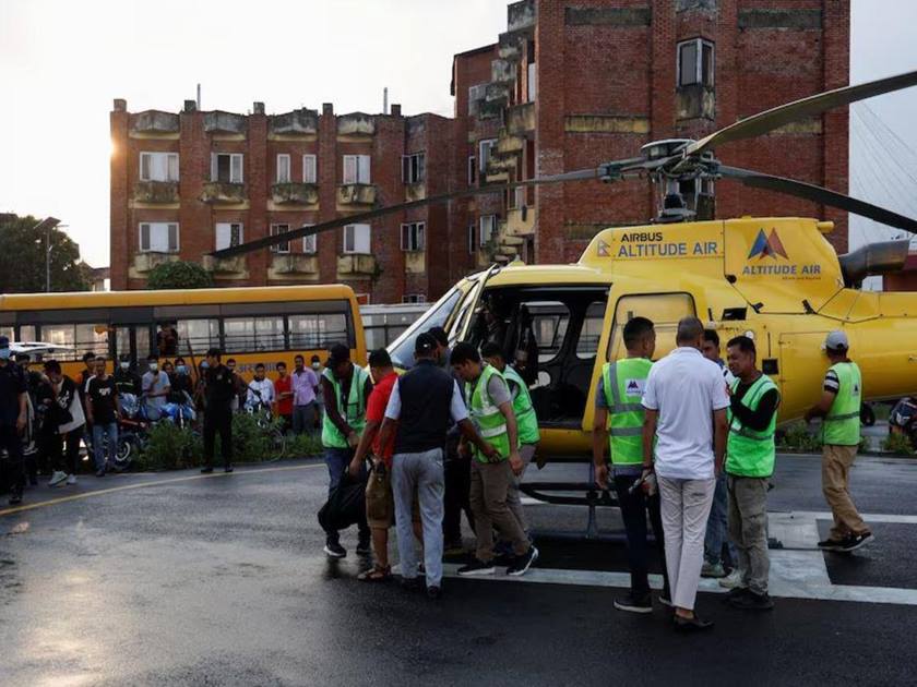 مصرع خمسة أشخاص .. بحادث تحطم طائرة هليكوبتر في نيبال - الخبر لايف