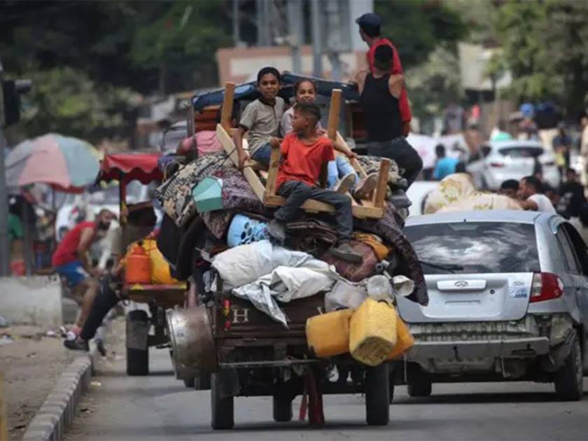 قوات الاحتلال الإسرائيلي .. تدفع نحو تهجير 100 ألف فلسطيني من «دير البلح»