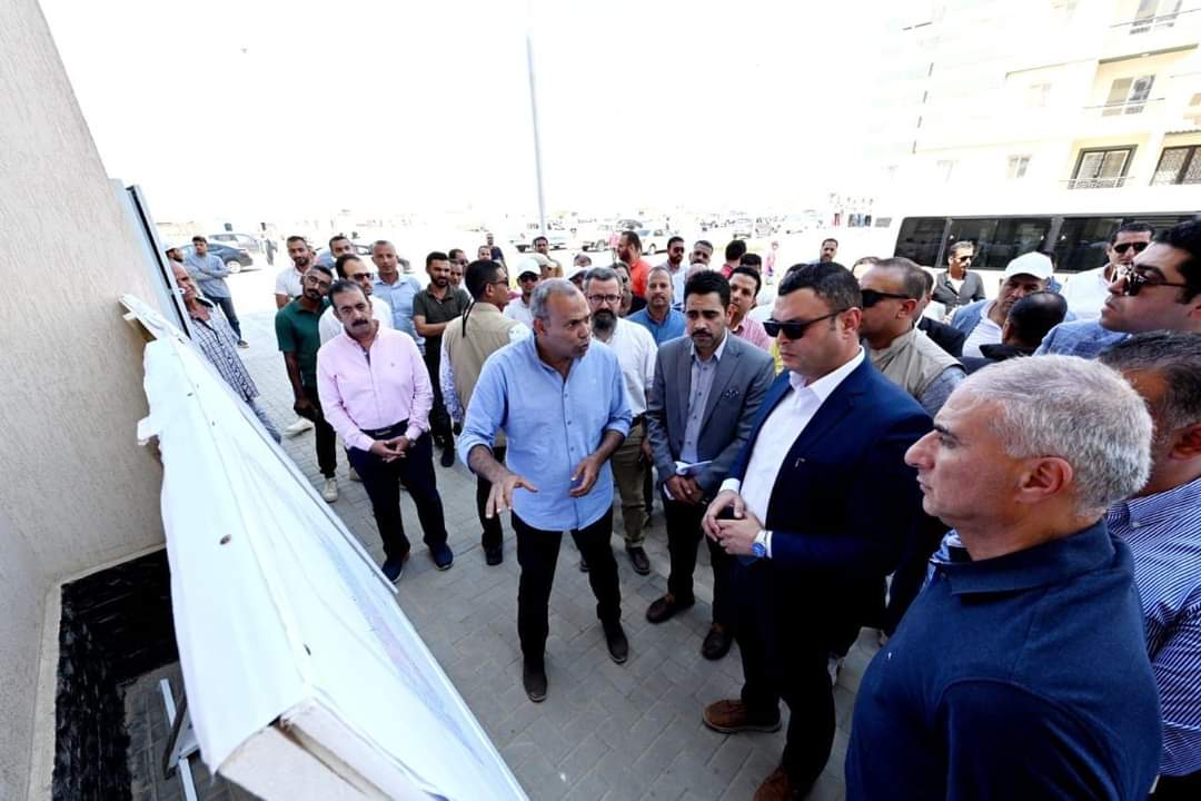 وزير الإسكان يتفقد سير العمل بوحدات المبادرة الرئاسية "سكن لكل المصريين"