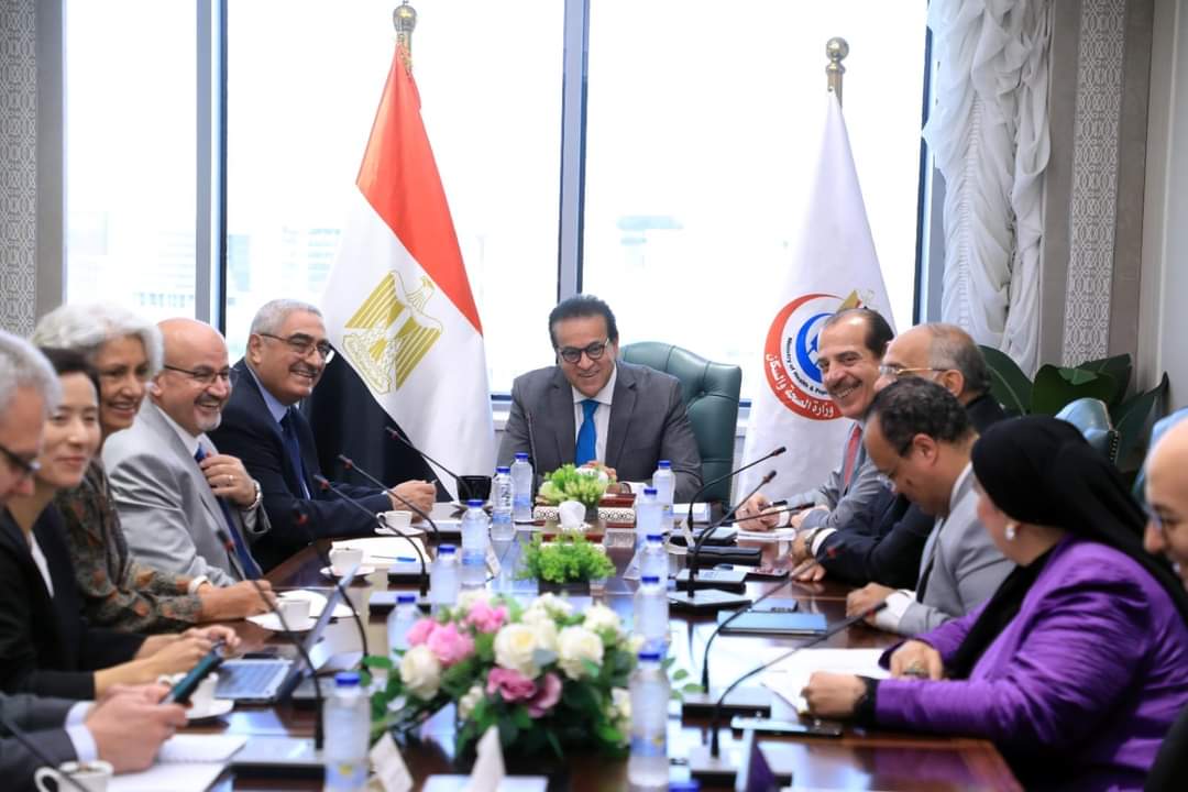 نائب رئيس مجلس الوزراء يستقبل لجنة الرقابة الاستشارية المستقلة لبرنامج منظمة الصحة العالمية للطوارىء 