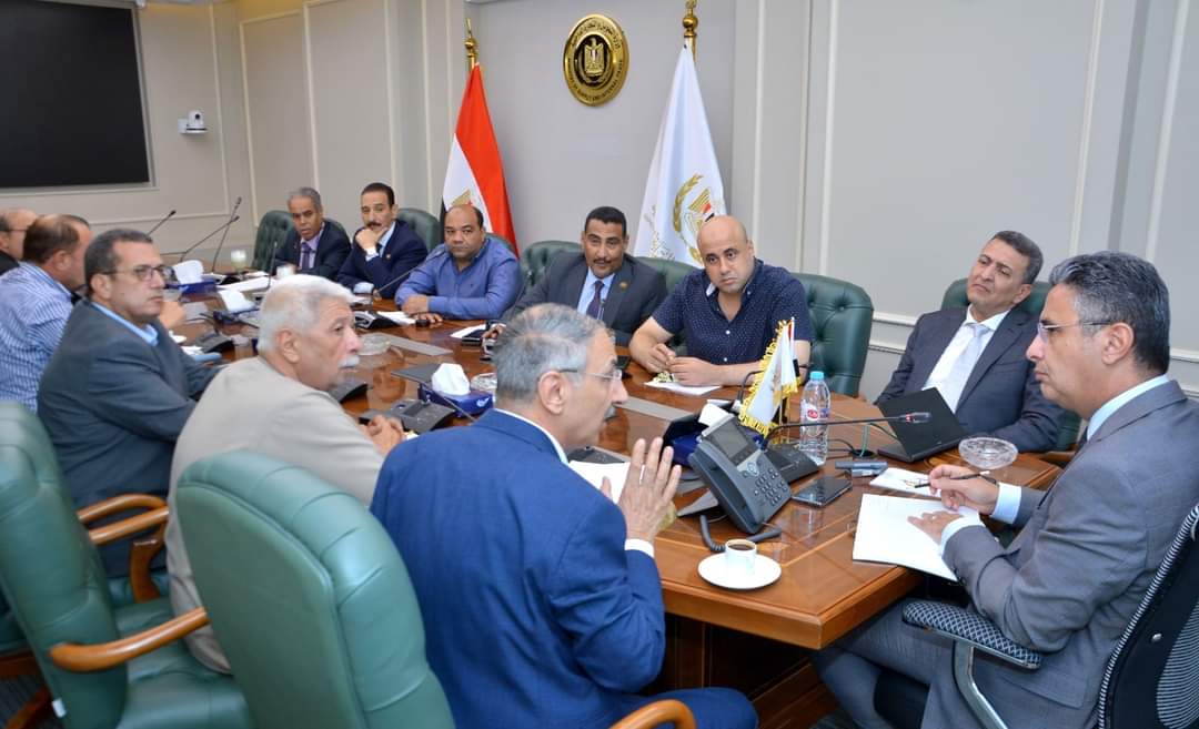 وزير التموين : سرعة الاستجابة لطلبات أعضاء مجلسى النواب والشيوخ 