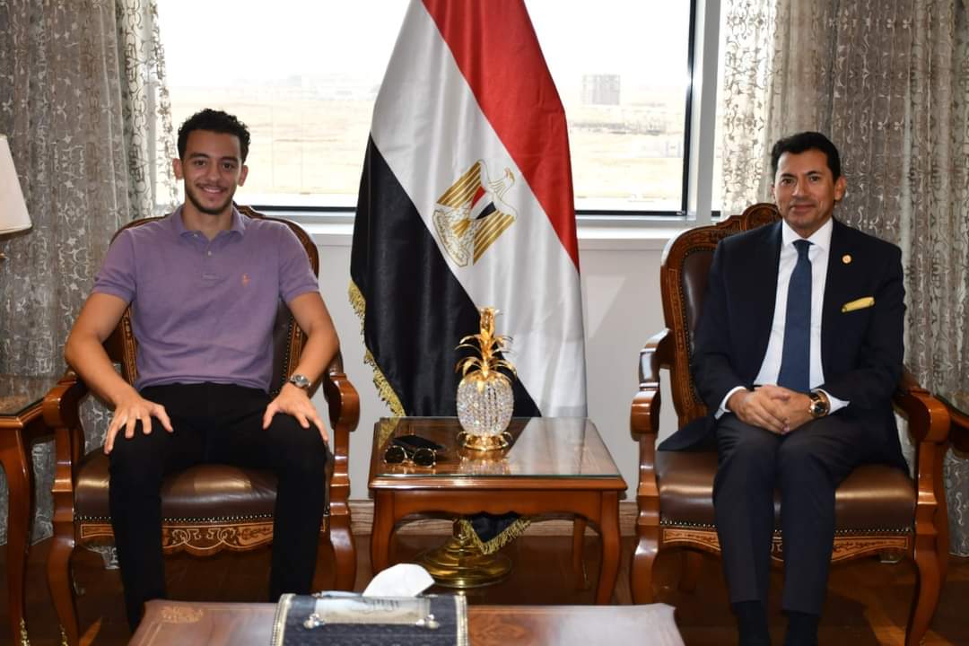 وزير الشباب يلتقى البطل الأولمبى محمد السيد لبحث برامج التأهيل والإعداد للمرحلة القادمة