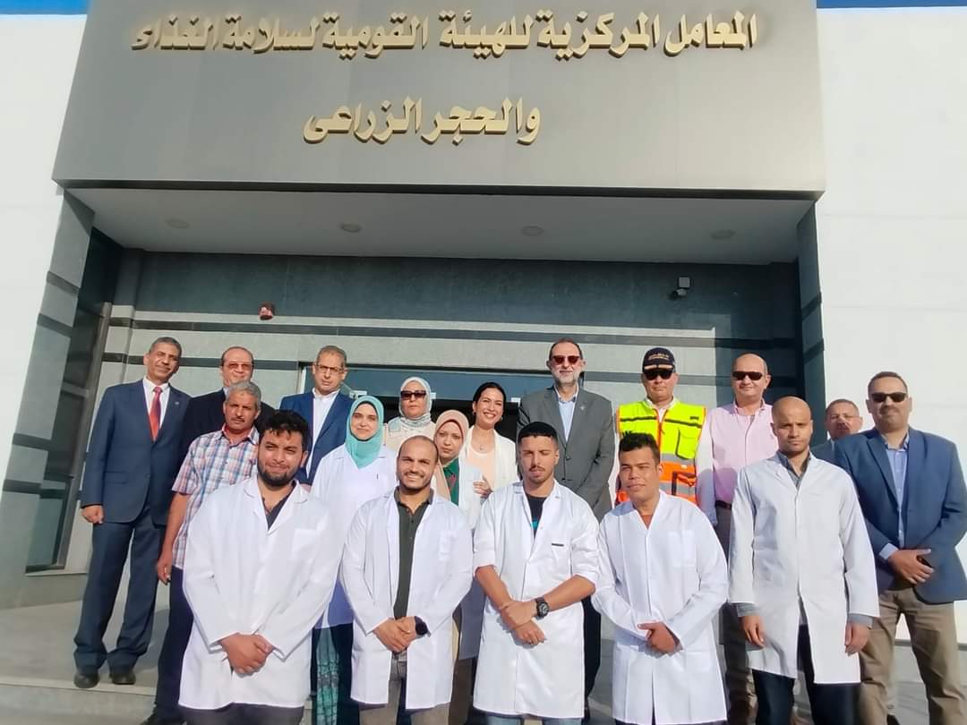 رئيس الهيئة القومية لسلامة الغذاء يزور ميناء بور سعيد.. ويتفقد معمل شرق التفريعة