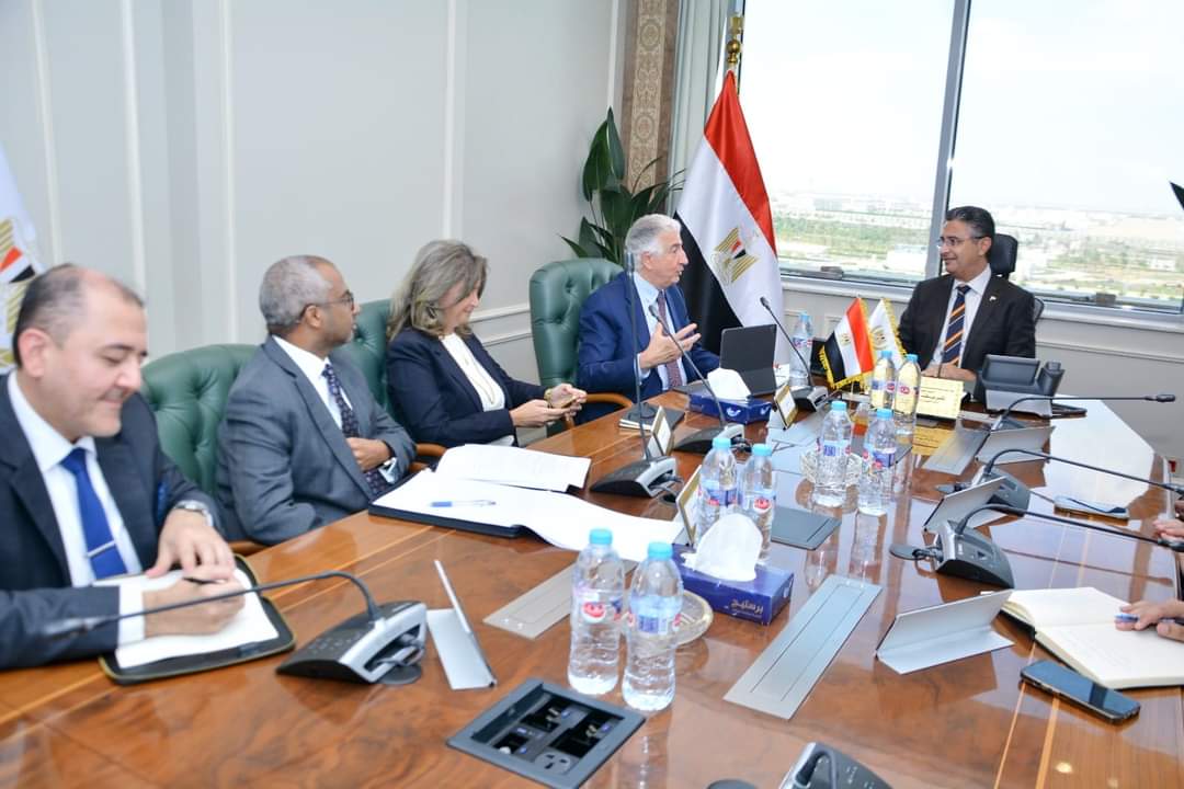 وزير التموين يبحث مع رئيس المؤسسة الدولية الإسلامية لتمويل التجارة تعزيز التعاون المشترك