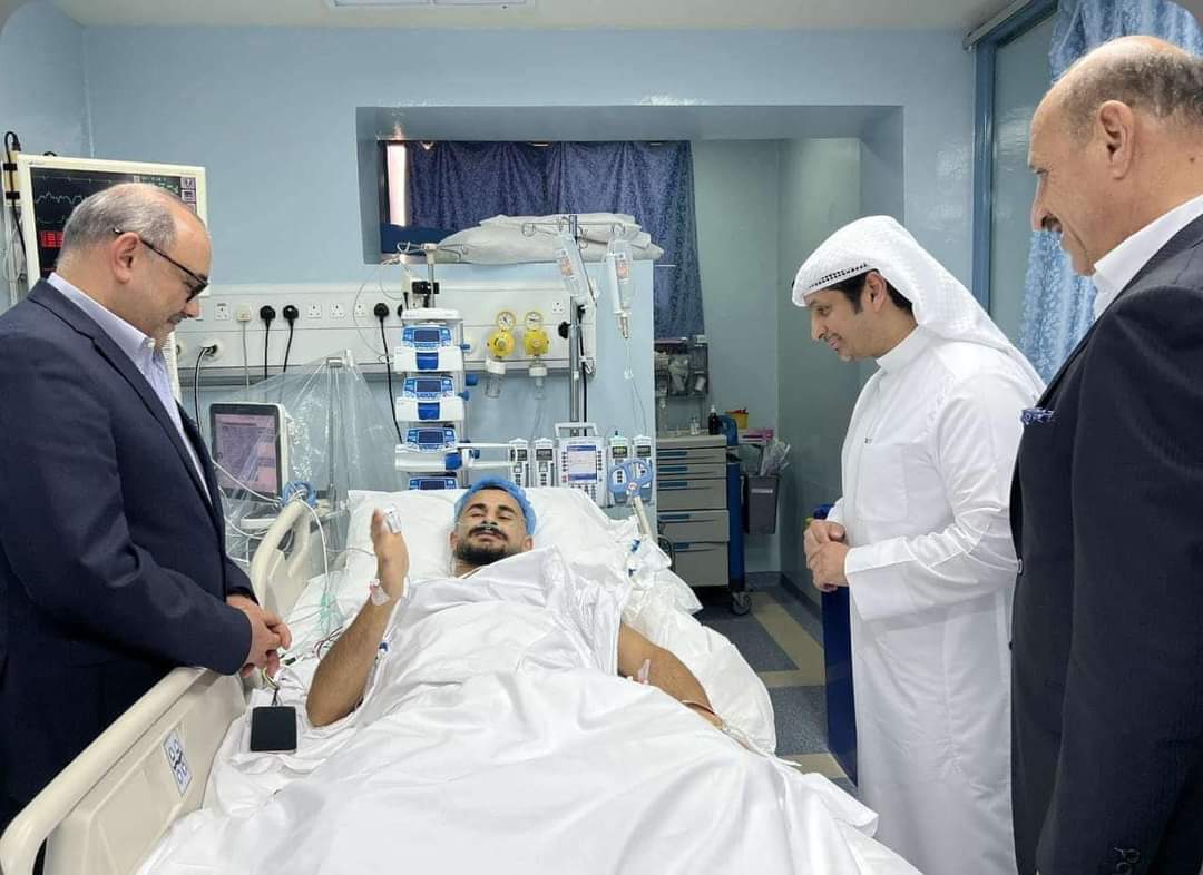 نقل لاعب المنتخب العراقى أيمن حسين إلى مستشفى الصباح الكويتى