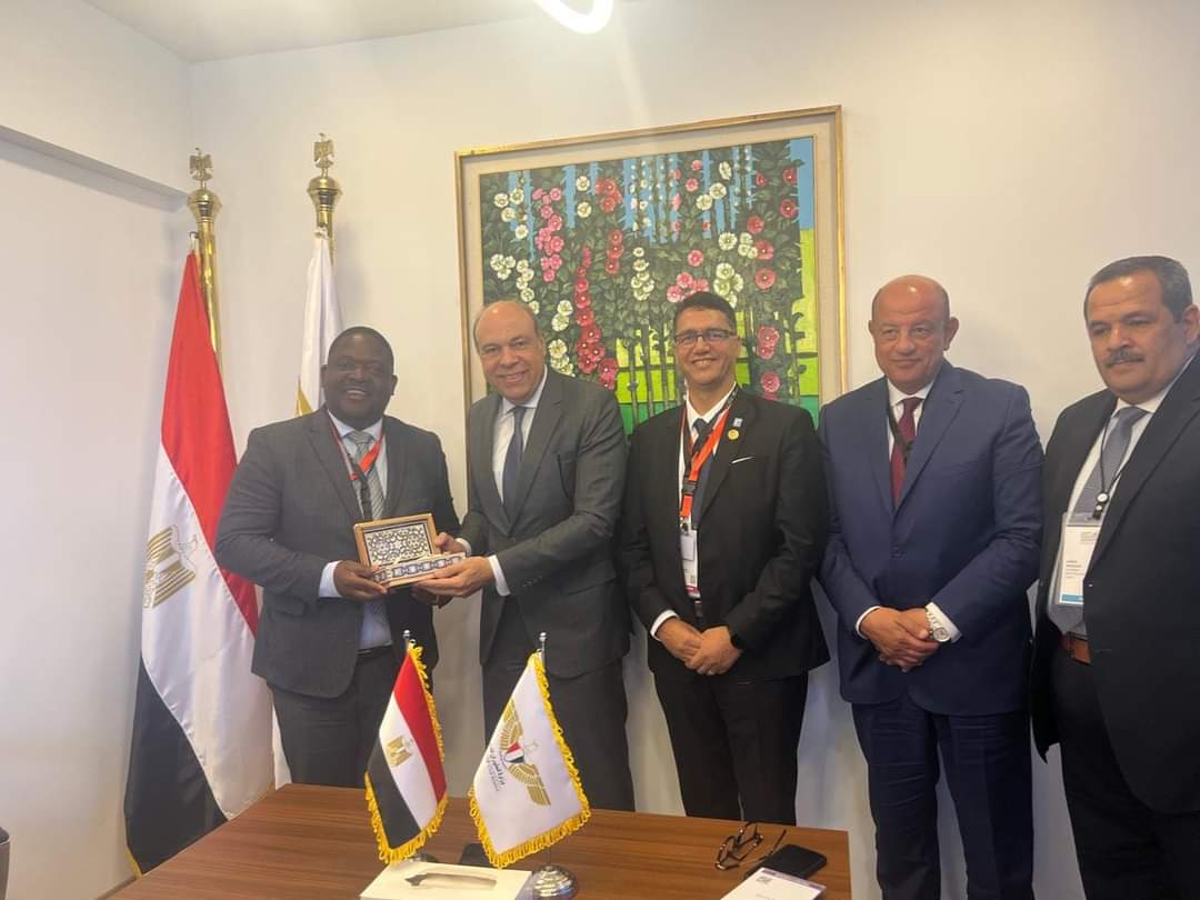 وزير الطيران  يلتقى رئيس المجلس الدولى للمطارات ACI لإقليم إفريقيا