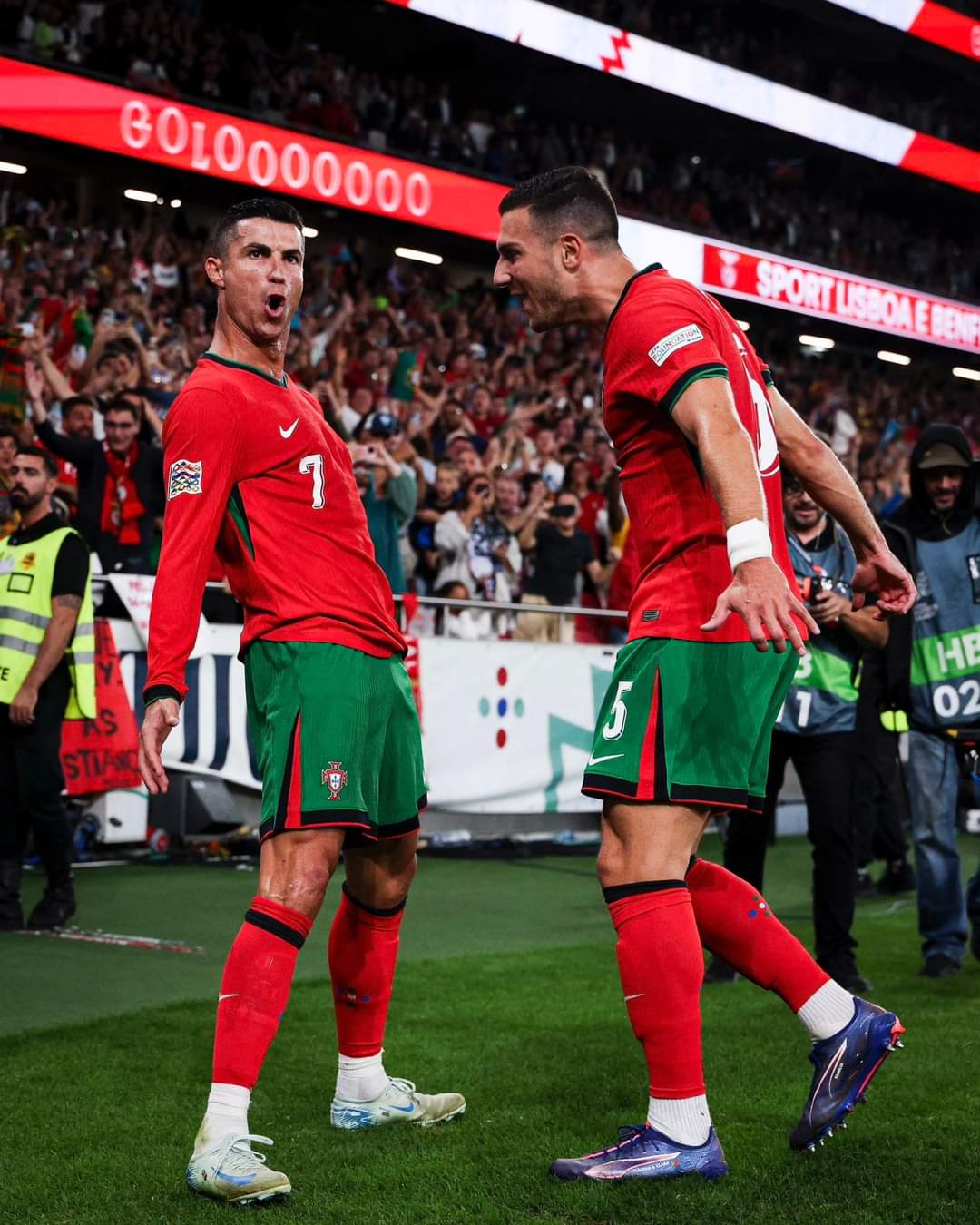 رونالدو صعق أسكتلندا فى الوقت القاتل