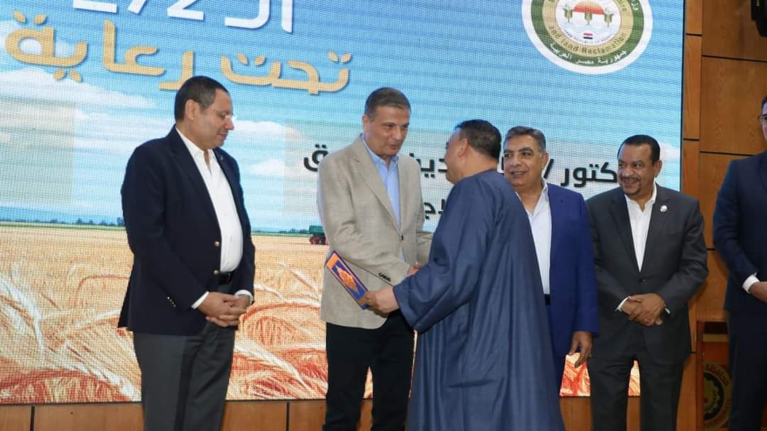 "فاروق": قريبا 500 مركز إرشادى متطور على مستوى الجمهورية لدعم المزارعين