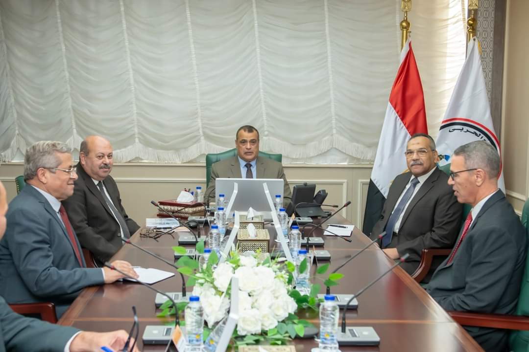وزير الإنتاج الحربى : تعزيز الكفاءة الإنتاجية و تطوير الخطط الاستراتيجية لتحقيق أعلى مستويات الجودة والابتكار