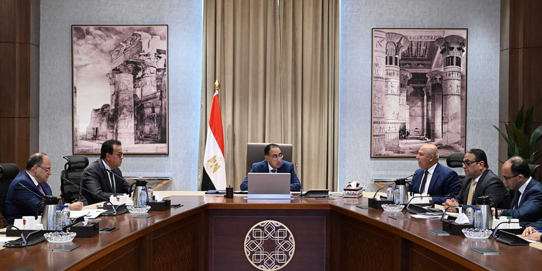 رئيس الوزراء : توفير كافة الحوافز والدعم لصناعة الدواء