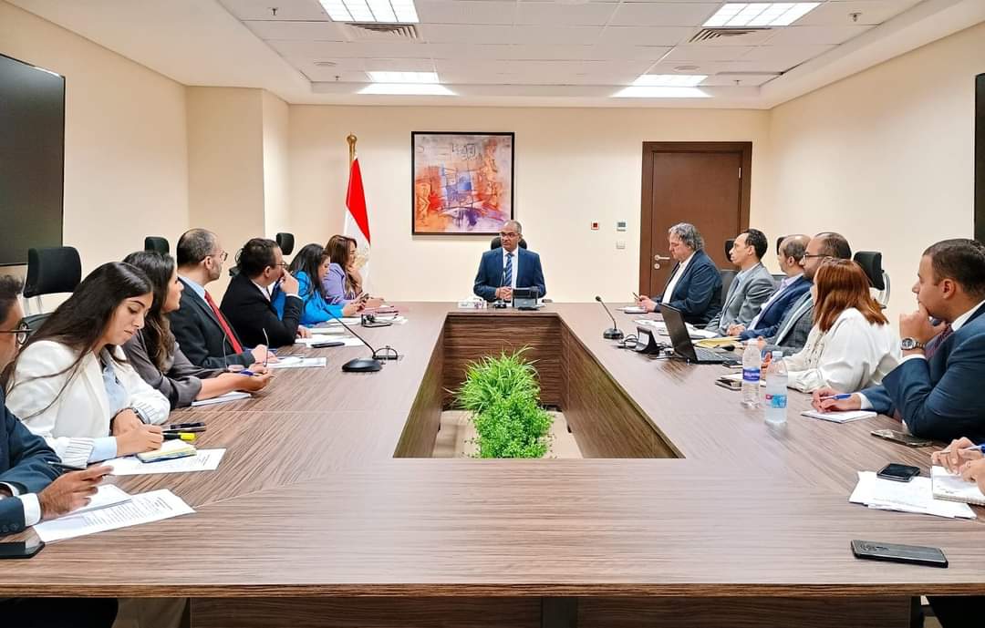 نائب وزير الإسكان يبحث مع مسئولي "وزارة التخطيط " أفضل آليات التمويل لبعض المشروعات القومية