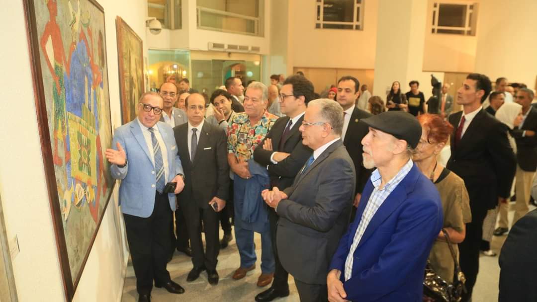وزير الثقافة يفتتح "صالون القاهرة" فى دورته الـ 60 تحت شعار "100 عام من الإبداع"