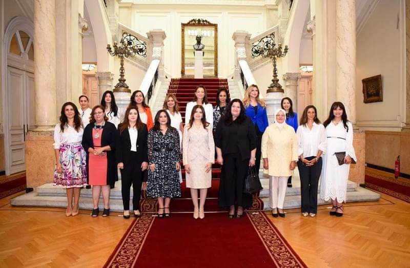 قرينة وزير الخارجية تفتتح البرنامج التدريبى لمعهد الدراسات الدبلوماسية