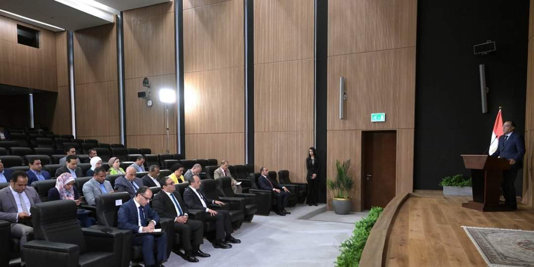 رئيس الوزراء ردا على زيادة أسطوانة الغاز 50 جنيها : ثمنها الحقيقى 340 جنيها!