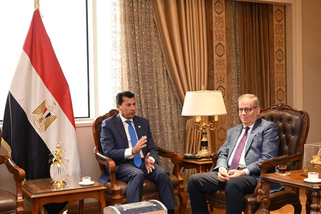 وزير الرياضة يتابع آخر تطورات المعمل المصرى لمكافحة المنشطات ..ويجرى اتصالا هاتفيا برئيس الوادا