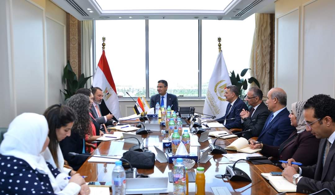 وزير التموين يبحث مع وفد البنك الدولى أليات التعاون المشتركة