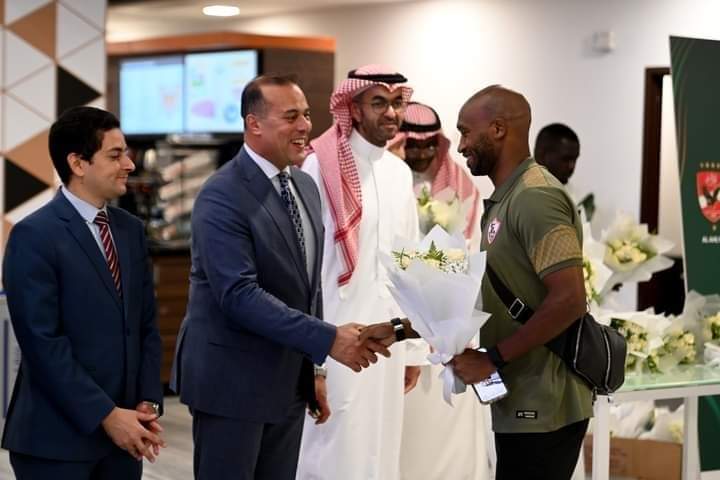 ما هي مفاجأة ممدوح عباس .. للاعبى الزمالك ؟