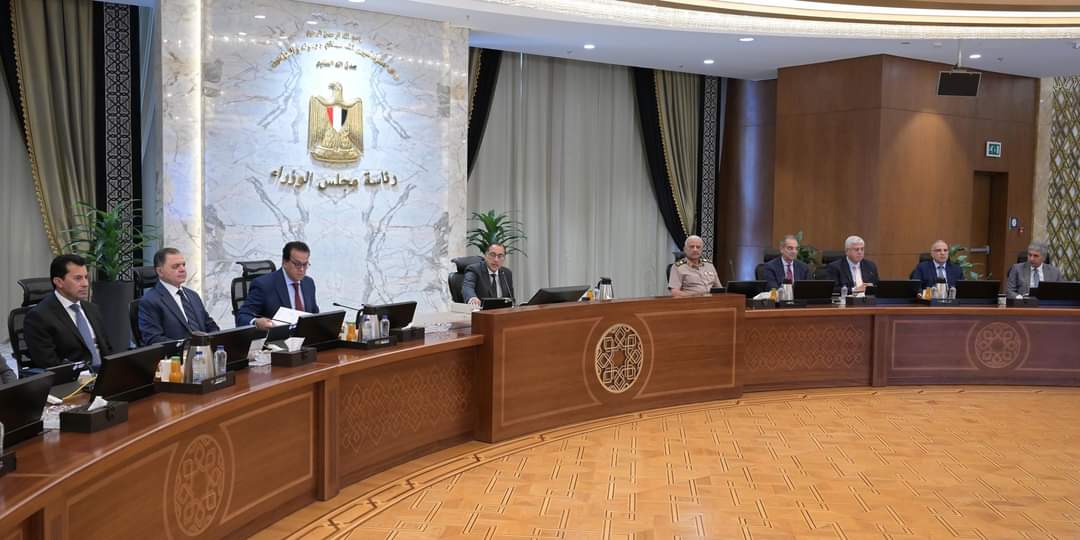 رئيس الوزراء : جار الإنتهاء من إعداد البرامج التفصيلية لبرنامج عمل الحكومة من مختلف الوزارات لإرسالها للبرلمان