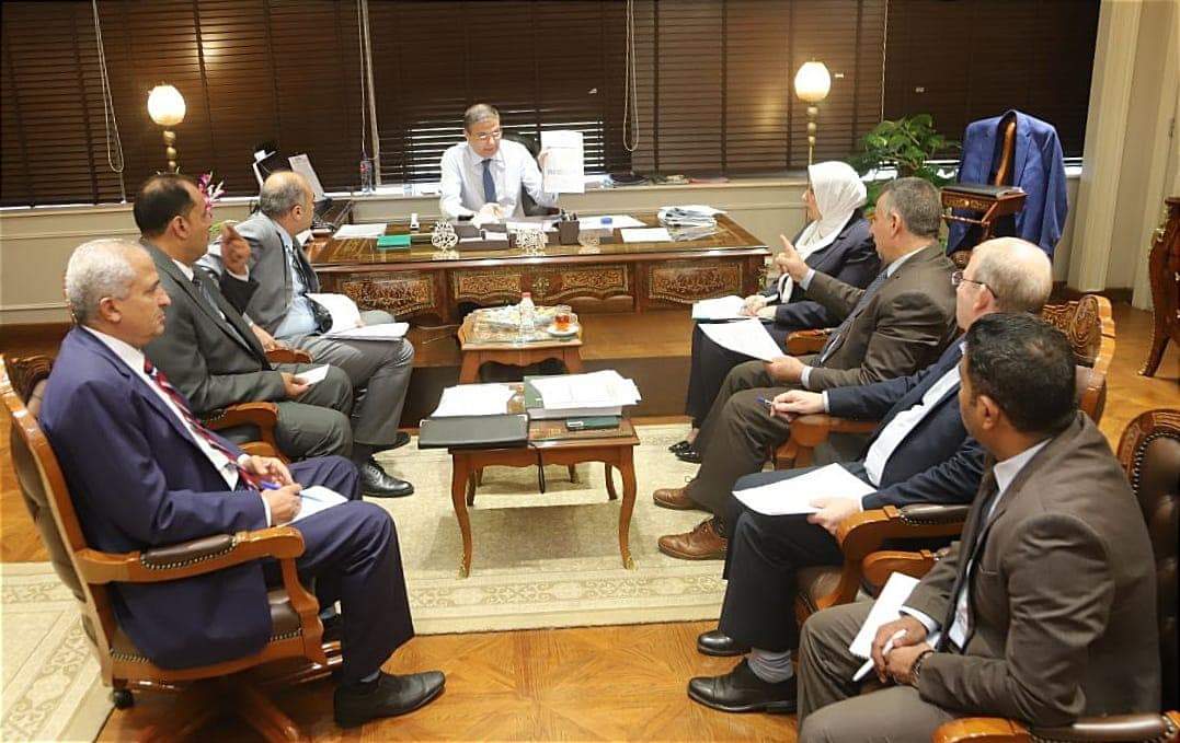 وزير الزراعة:توفير التقاوي للفلاحين بأسعار مناسبة والتوسع فى عمليات الإنتاج