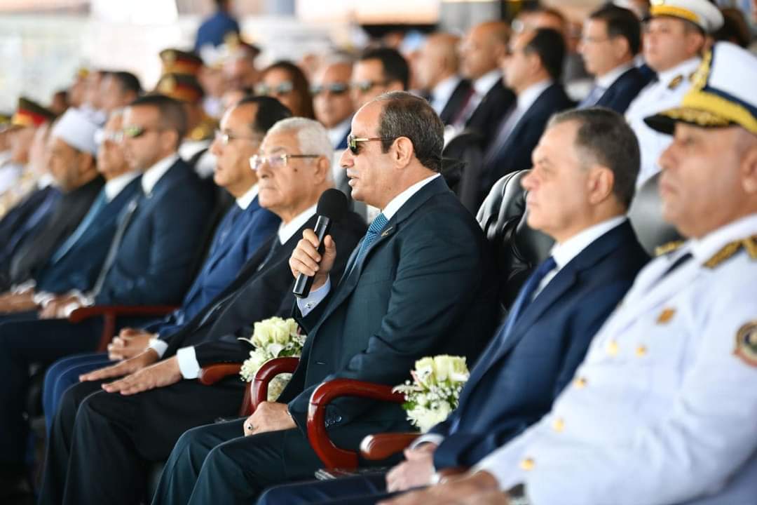الرئيس. للشعب : انتبهوا جدا الفترة دى.. حجم الكذب والإفك والافتراء والشائعات ضخم جدا»