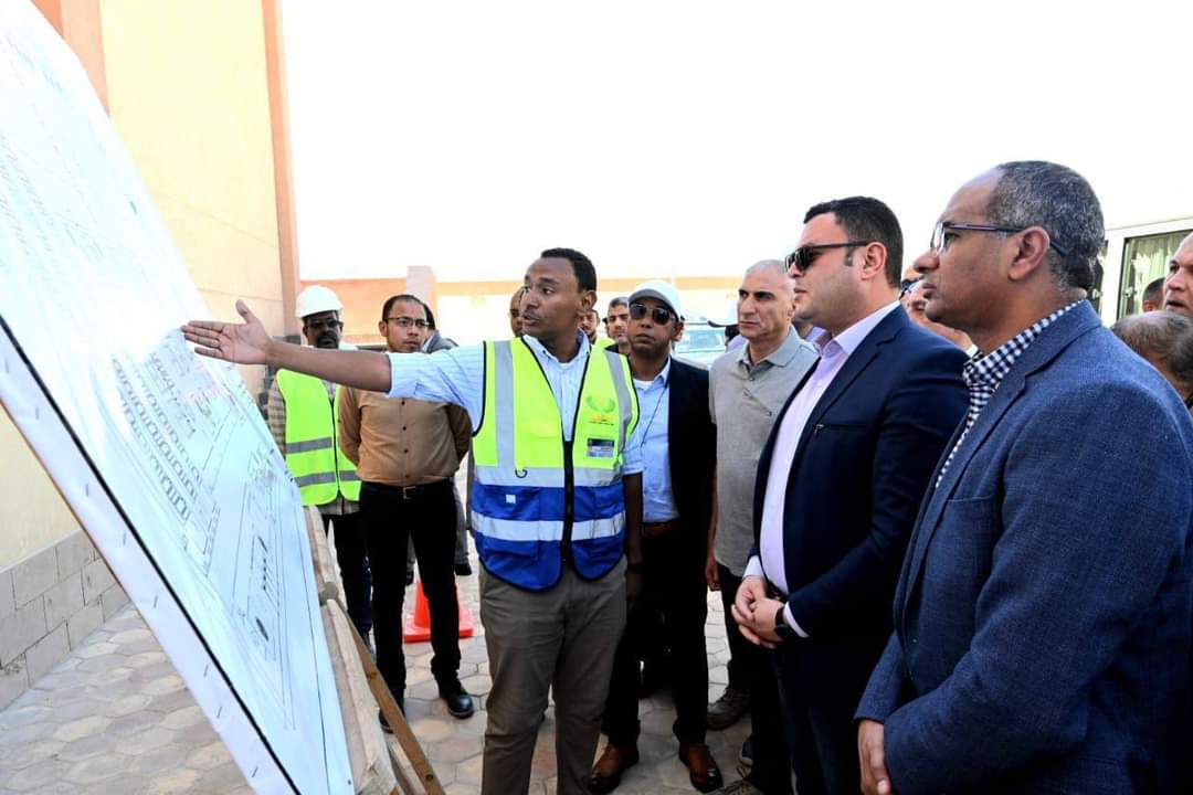 وزير الإسكان يتابع إجراءات تطبيق خطة التحول الرقمى بأسوان الجديد