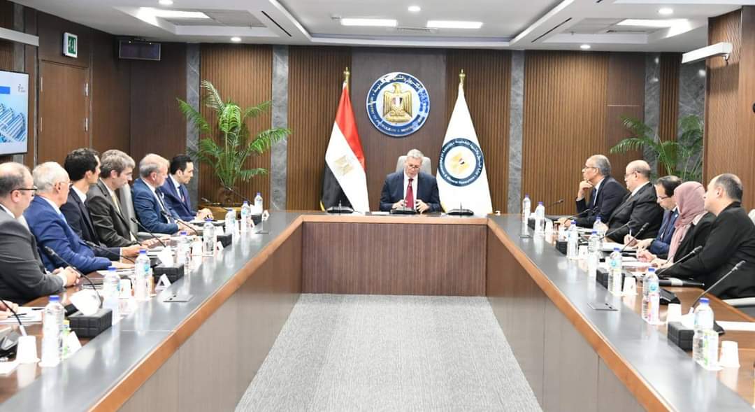وزير البترول : خارطة طريق لتنفيذ مشروعات الهيدروجين الأخضر