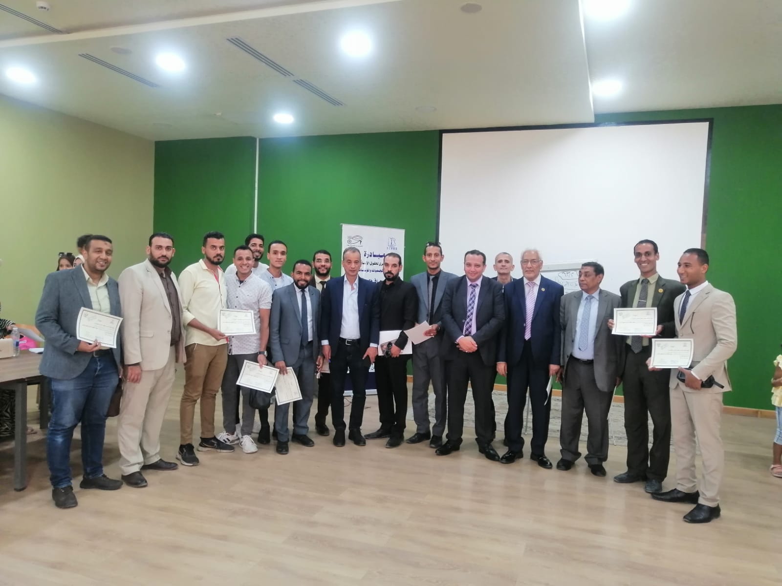 "حجية الاتفاقيات الدولية لحقوق الإنسان فى التشريع المصري".. دورة تدريبية لأعضاء نقابة المحامين بقنا